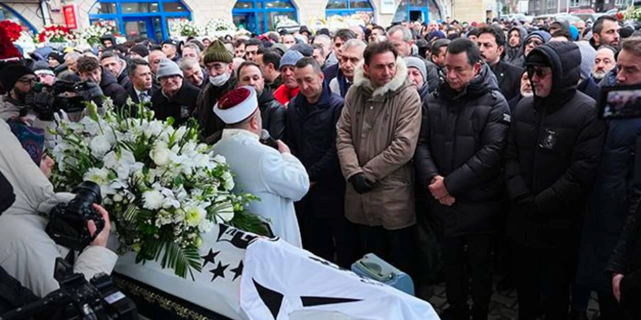 Sedat Peker Sergen Yalçın’ın kardeşi için çelenk gönderdi